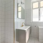 Апартаменты Centrally Located 3 Bedroom *