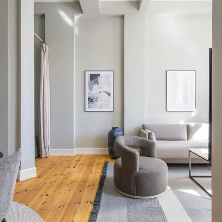 Apartment Centrally Located 3 Bedroom Apartment Copenhagen