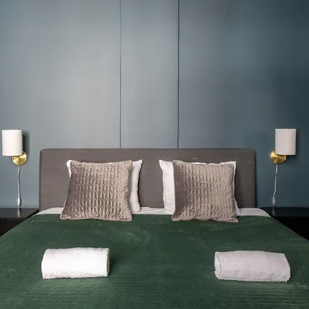 Centrally Located 3 Bedroom Apartment