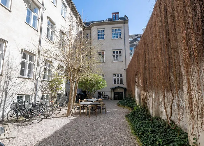 Centrally Located 3 Bedroom アパート *