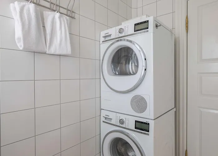 Centrally Located 3 Bedroom アパート *